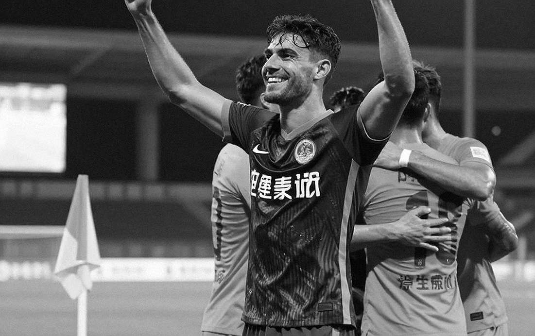 Ronaldo 41 tuổi đá chính trận ra quân Nations League: bản tin hỏi sai câu hỏi, và đây mới là câu hỏi thật