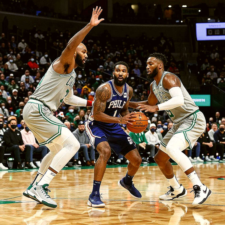 Kawhi Leonard trở lại Toronto: Màn tái hợp đầy cảm xúc hay canh bạc đắt giá? Kawhi Leonard trở lại Toronto: Màn tái hợp đầy cảm xúc hay canh bạc đắt giá?
