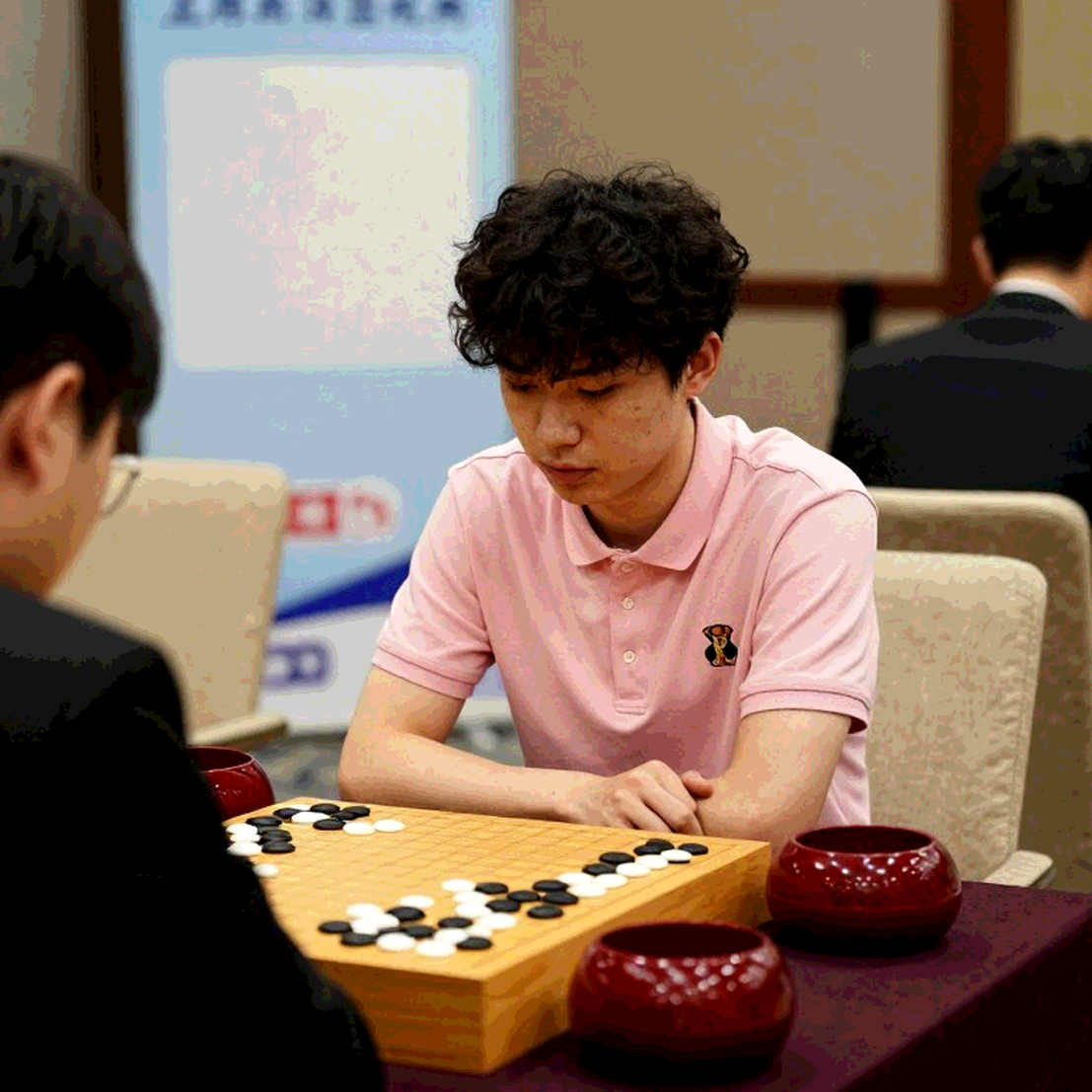 Carlsen tái xuất, Ấn Độ vắng bóng hai kỳ thủ trẻ: Giải Cờ vua Toàn cầu 2026 đối mặt bài toán lịch thi đấu