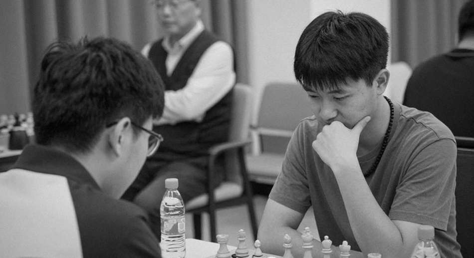 Chín tỷ số 4-0 ở Samarkand và khoảng trống dữ liệu phía sau bảng điểm