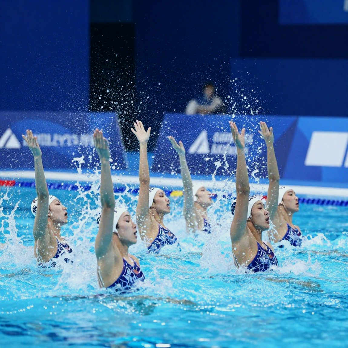 Asian Games 2026: 700 giờ bơi lội miễn phí và bài toán bản quyền không lời giải