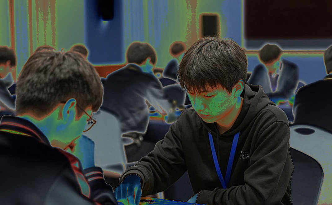ChessBase #225: Khi cờ vua nữ bị đóng gói thành móc câu thương mại