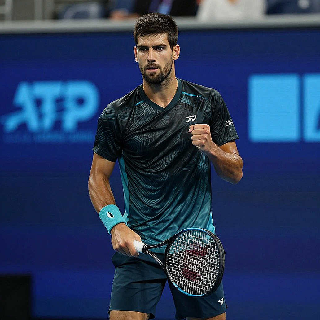 Nhãn 'tennis' dán nhầm vào một bản tin thuế Pakistan: phép thử cho tính toàn vẹn dữ liệu thể thao