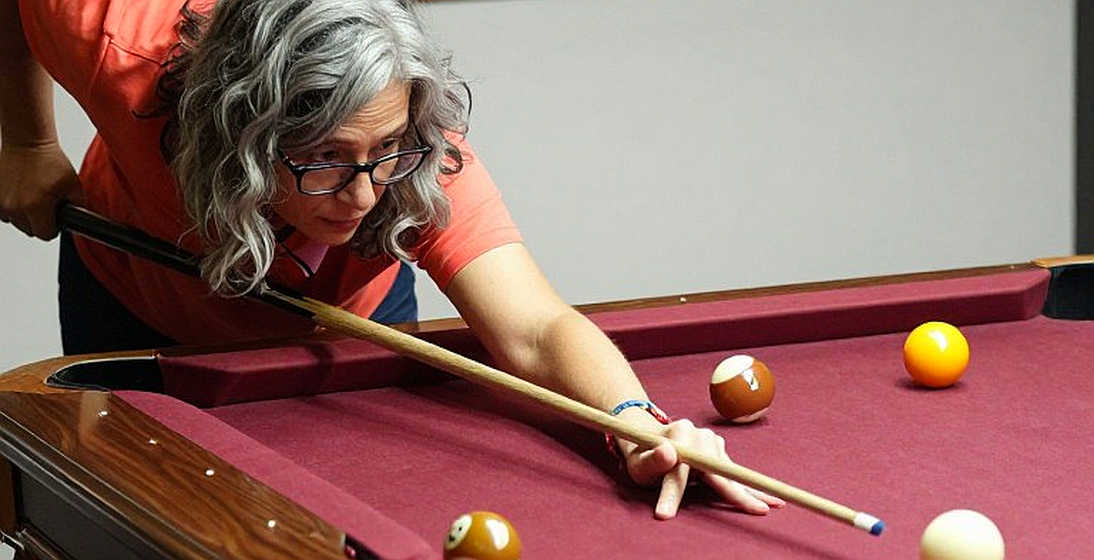 Crowley và Brown gục ngã ở bi quyết định: khi khoảng cách đẳng cấp bị nén ở vòng loại International Championship
