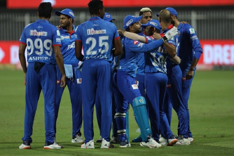 आईपीएलमा मुम्बई शीर्ष स्थानमा, दिल्ली ५ विकेटले पराजित