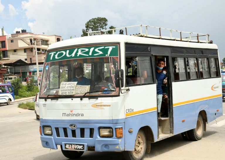 सार्वजनिक सवारीलाई आजदेखि पूरानै भाडादर कायम गर्न विभागको निर्देशन