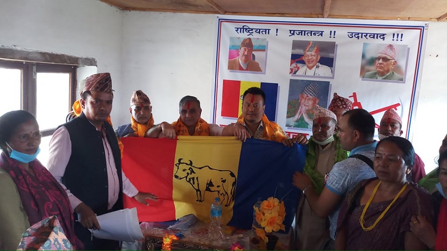 धनकुटामा सुनीलबहादुर थापालाई लाग्यो झड्का, कुमार थापाले बनाए जम्बो जिल्ला कार्यसमिति