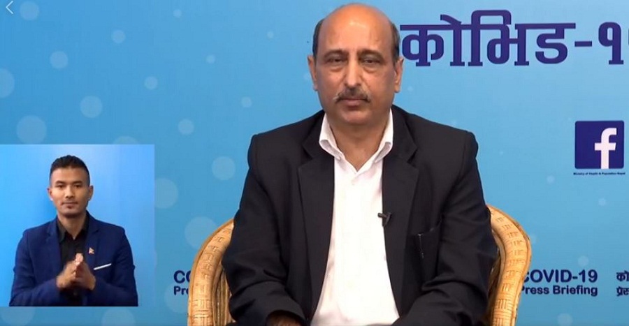 स्वास्थ्य मन्त्रालयले भन्यो : कोरोना संक्रमण अझैं तीव्र गतिमा बढ्छ, सतर्क बन्नुस् 