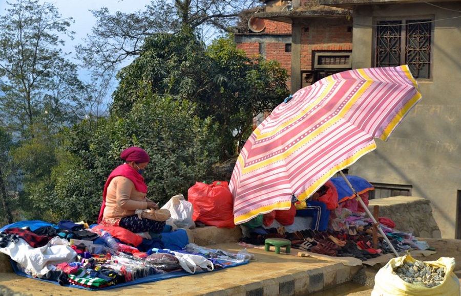 भोलिदेखि उपत्यकामा फुटपाथ र ठेला पसल खोल्न पाइने, कस्ता पसल कुन बार खोल्न पाइन्छ ?