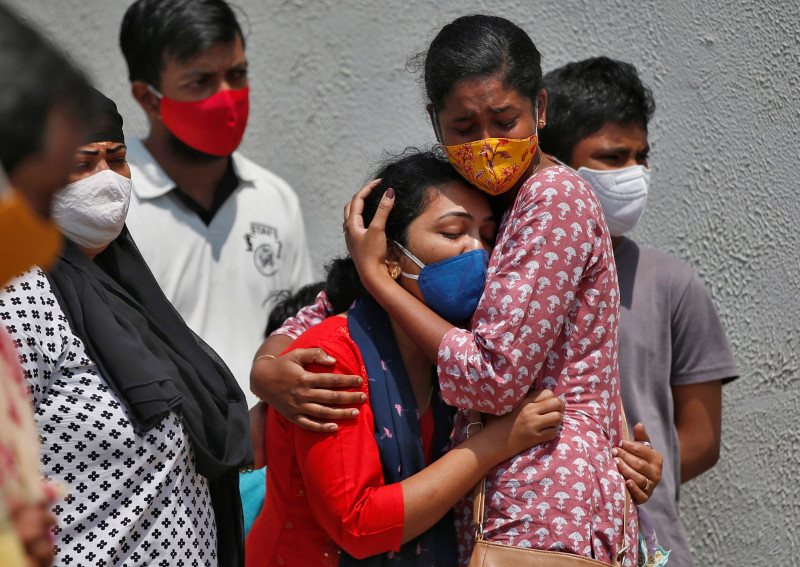 भारतमा एकै दिन ३२ सयको मृत्यु, कोरोनाबाट ज्यान गुमाउने २ लाख नाघे