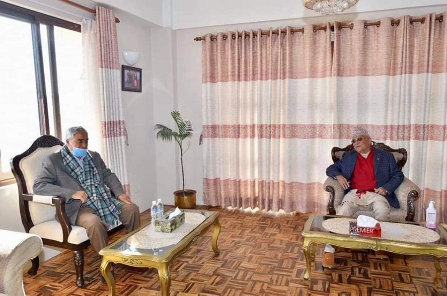  देउवा भेट्न प्रधानमन्त्री ओलीसहितका एमाले नेताहरु बुढानिलकण्ठमा