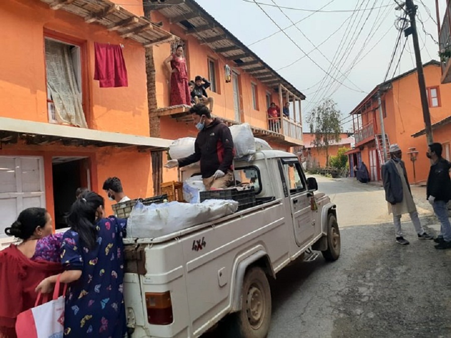 धनकुटाका घर दैलोमै पुग्न थाल्यो तरकारी र अत्यावाश्यक सामाग्रीहरु