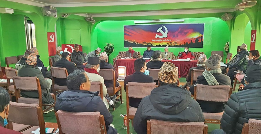 प्रचण्ड–माधव समूहले ओलीलाई साधारण सदस्यताबाट पनि हटायो 