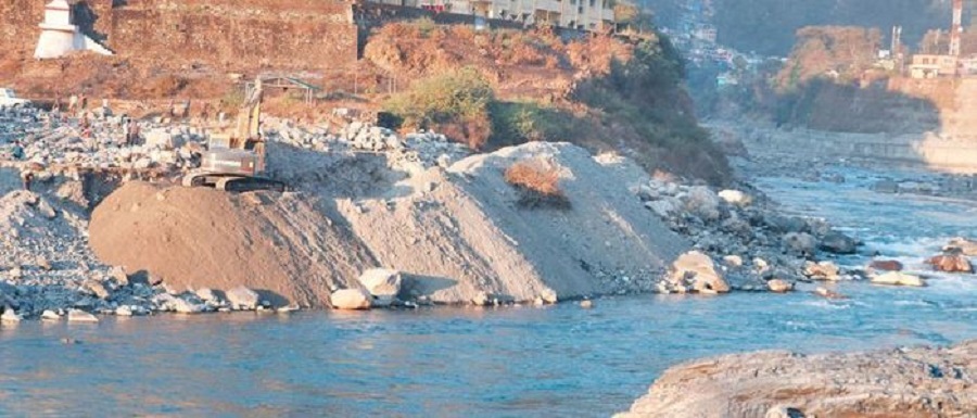 महाकाली नदीमा भारतको मनोमानी