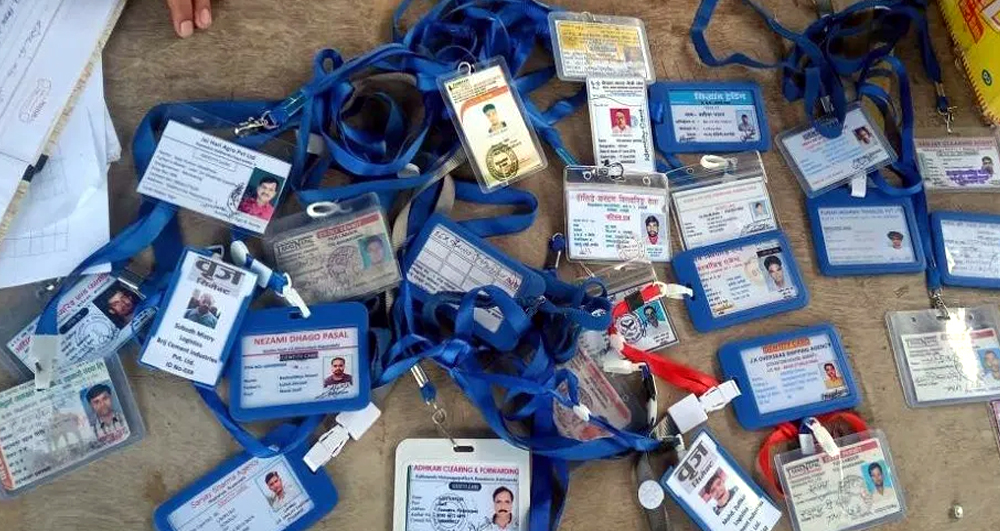 नक्कली कार्ड बनाएर भारतीय धमाधम नेपाल प्रवेश गर्दै
