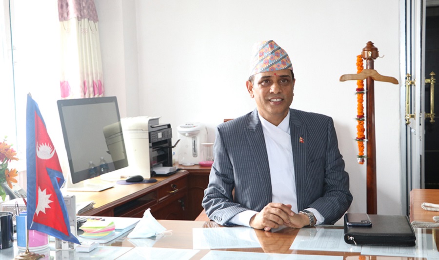 सिसिटिभी प्रकरण : विवादमा तानिने अर्थमन्त्री, विदामा बस्ने अर्थसचिव !