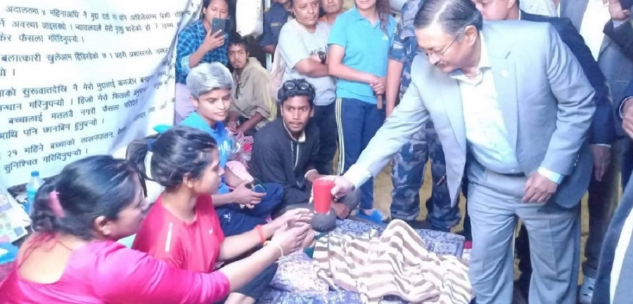 सरकारले माग सम्बोधन गर्ने भएपछि नेहारिकाले तोडिन् अनशन 