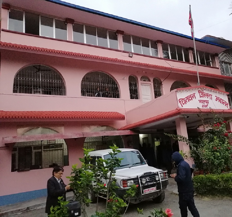 विद्यार्थी बलात्कार अभियोग लागेका शिक्षक पुर्पक्षका लागि कारागार चलान