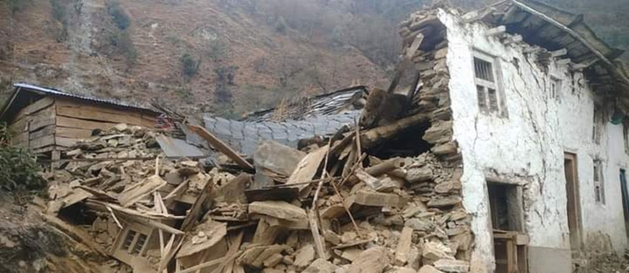 भूकम्पमा परेर बाजुरामा एक महिलाको मृत्यु, बझाङमा भूकम्पले दर्जनौं घर भत्किए