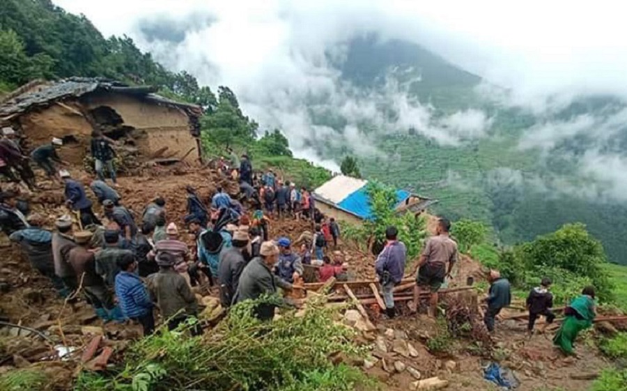 म्याग्दीमा पहिरोमा घर बगाउँदा २ जनाको मृत्यु, ३ जना बेपत्ता