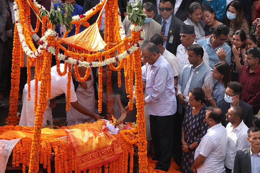 सीता दाहालको पशुपतिनाथ आर्यघाटमा गरियो अन्तिम संस्कार, प्रचण्डसहित गंगा र रेणुले दिए दागबत्ती