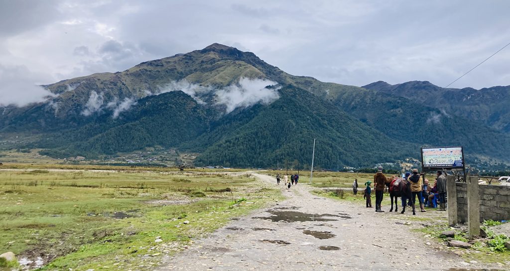 Dhorpatan sikar bidesi ghumna nepal