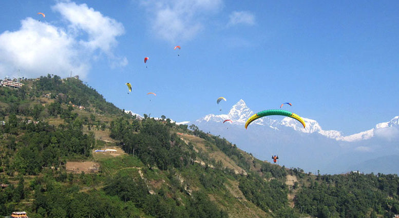 1961paragliding in nepal 002 777x425