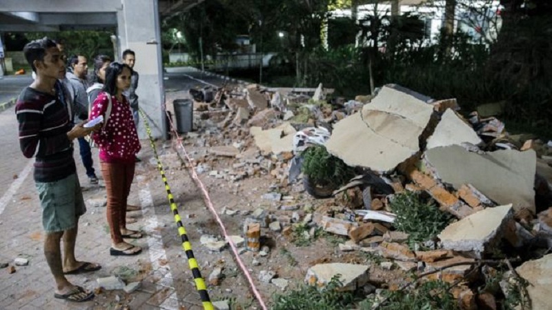 इन्डोनेशियामा शक्तिशाली भूकम्प जाँदा ८२ को मृत्यु, सुनामीको खतरा