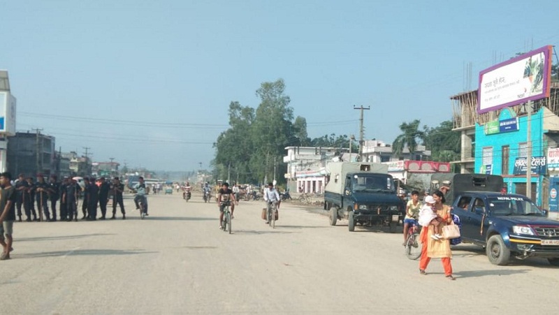 धनगढीमा मुख्यमन्त्रीको राजीनामा माग्दै आम हडताल जारी