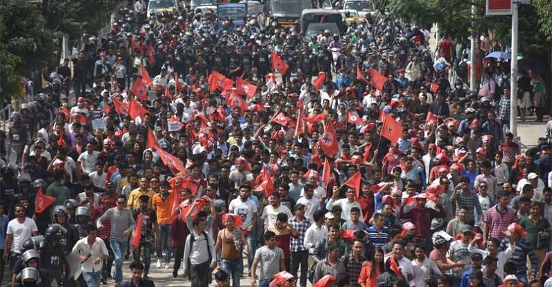  सरकारविरुद्ध खनियो नेविसंघ, लगातार विरोध प्रदर्शन